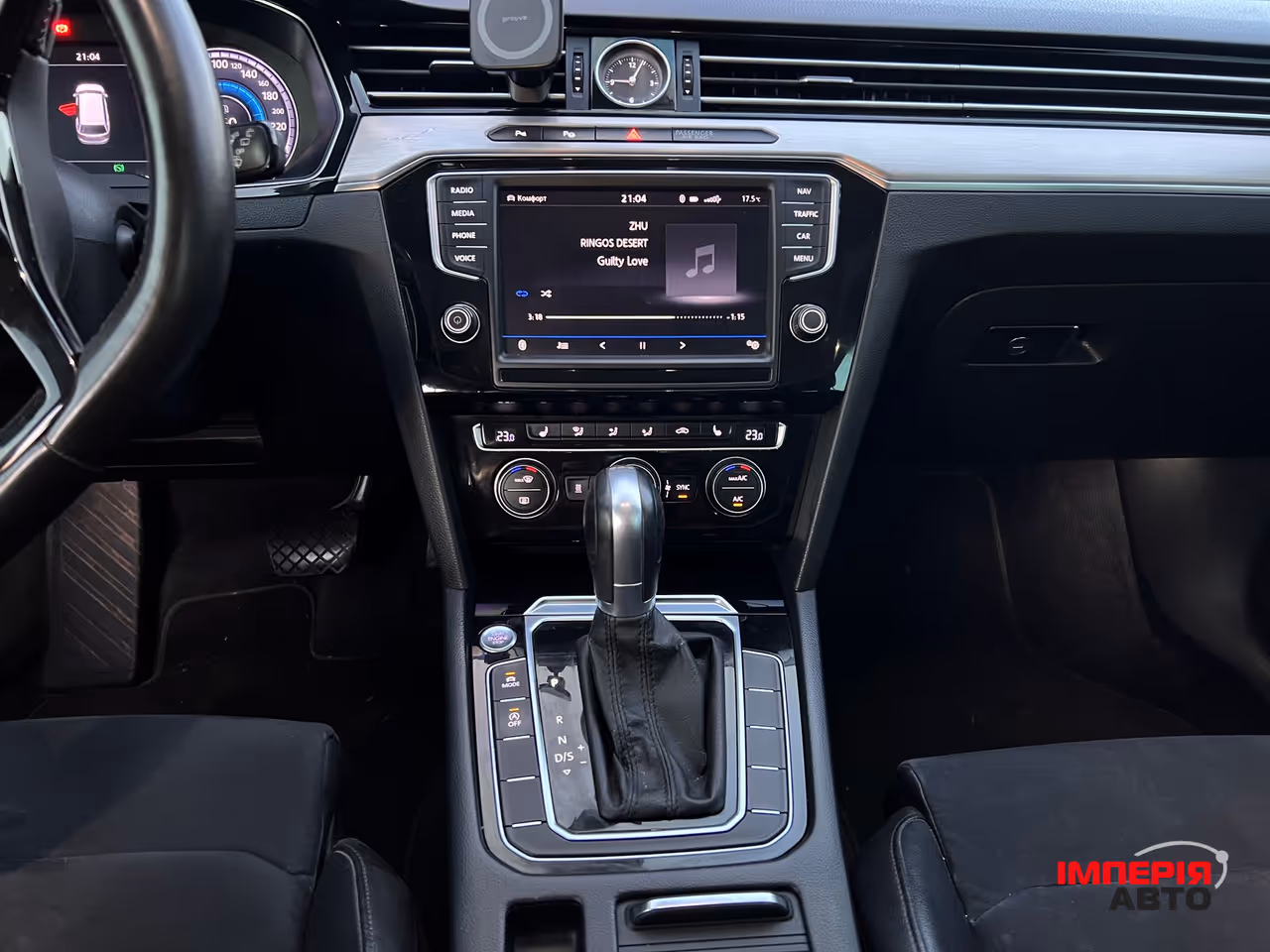 Volkswagen Passat - фото 35
