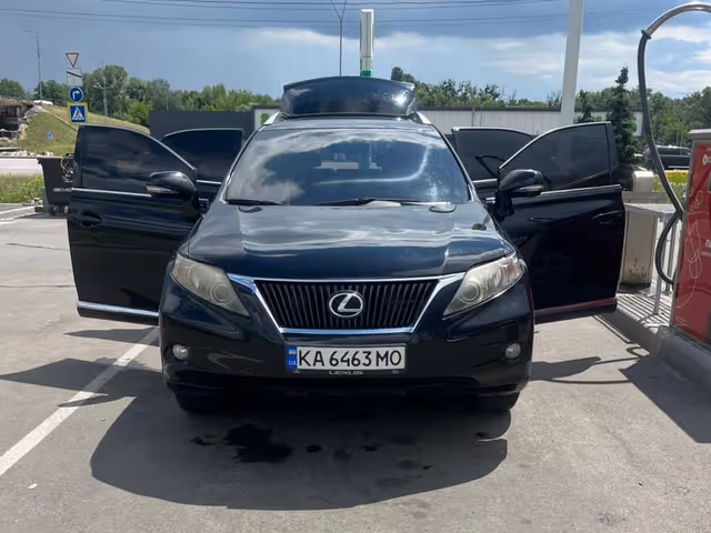 Lexus RX - фото 1