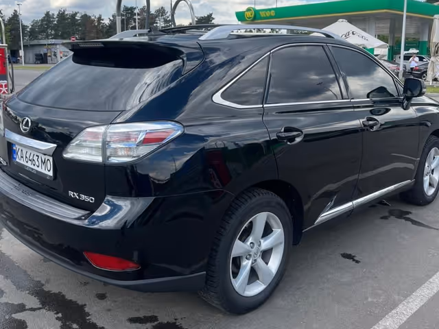 Lexus RX - фото 4