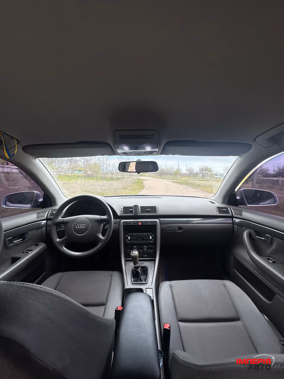 Audi A4 - фото 8
