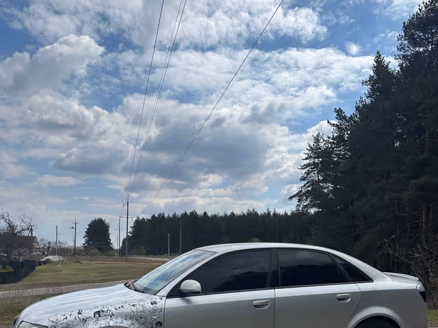 Audi A4 - фото 4