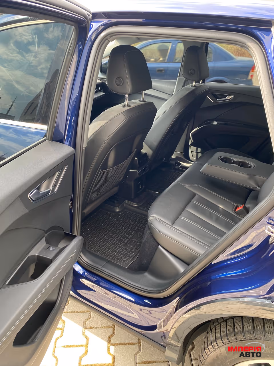 Audi Q4 e-tron - фото 18