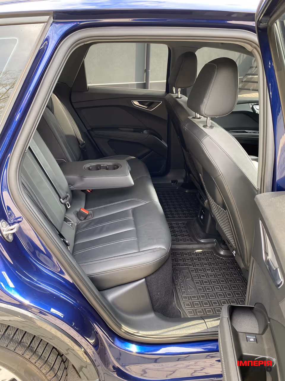Audi Q4 e-tron - фото 20
