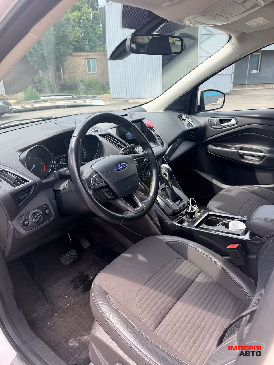 Ford Kuga - фото 6