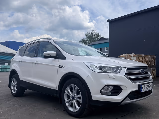 Ford Kuga - фото 5