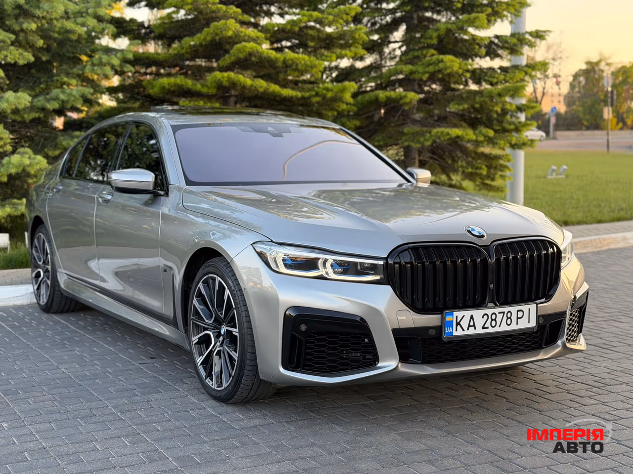 BMW 7 серії - фото 2