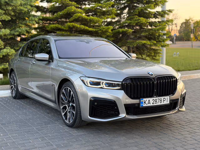 BMW 7 серії - фото 2
