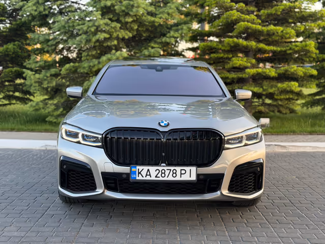 BMW 7 серії - фото 1