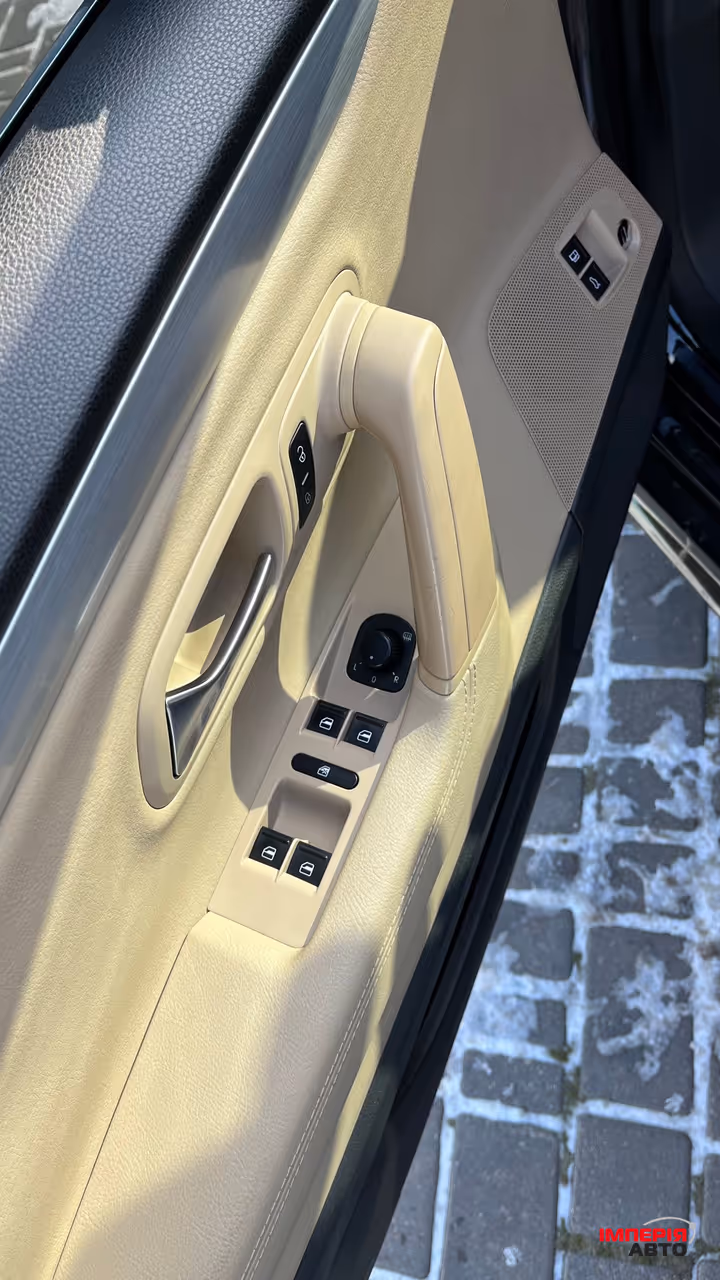 Volkswagen Passat CC - фото 8