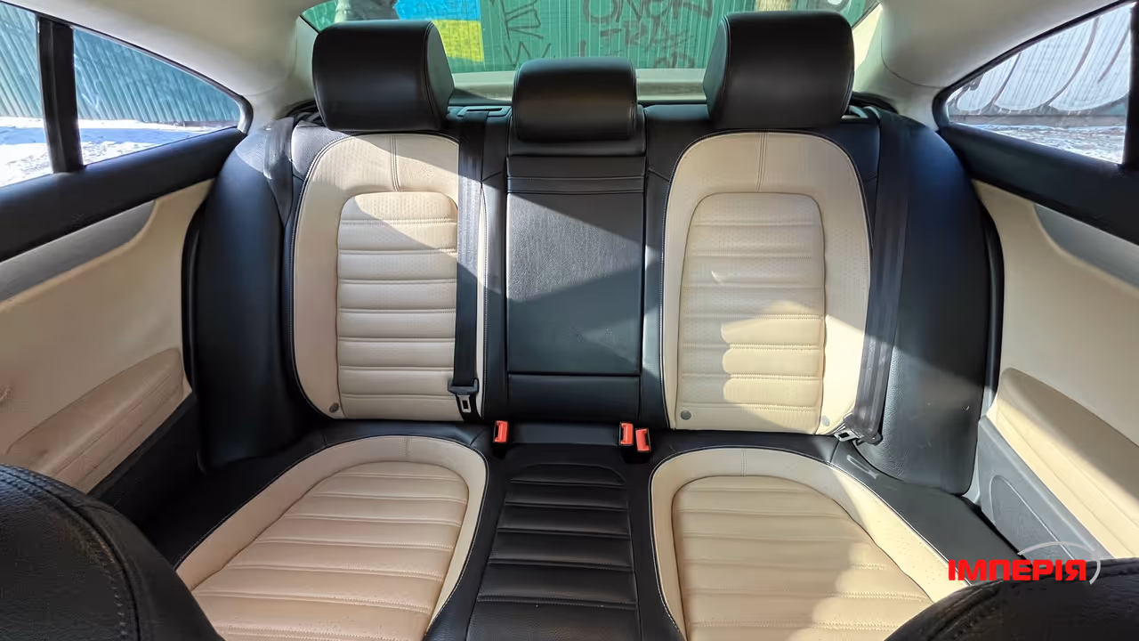 Volkswagen Passat CC - фото 5