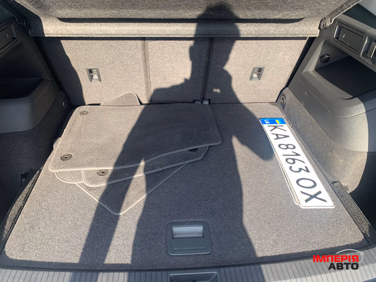 Volkswagen Tiguan - фото 12