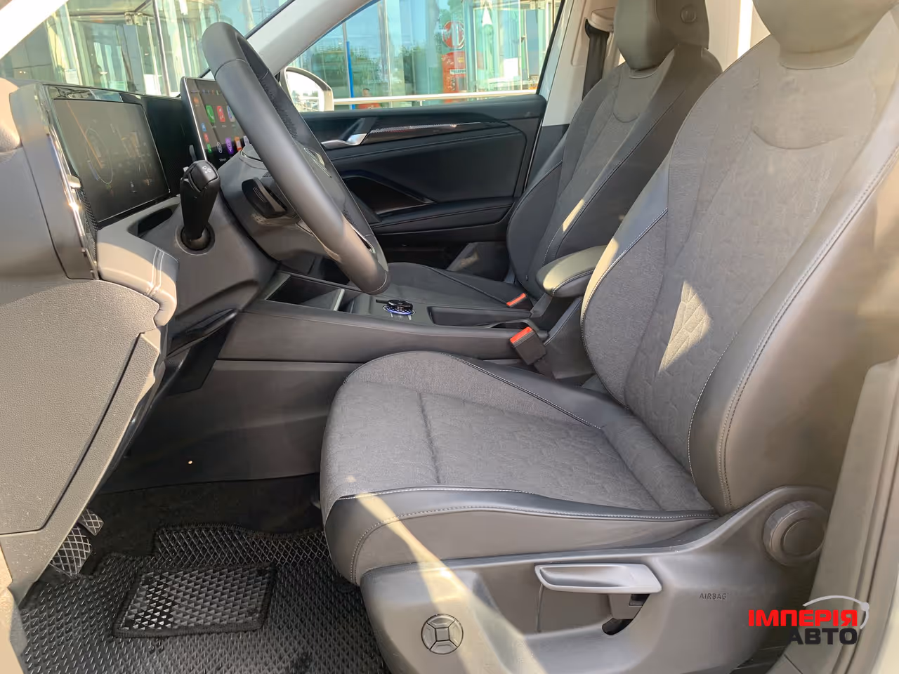 Volkswagen Tiguan - фото 29