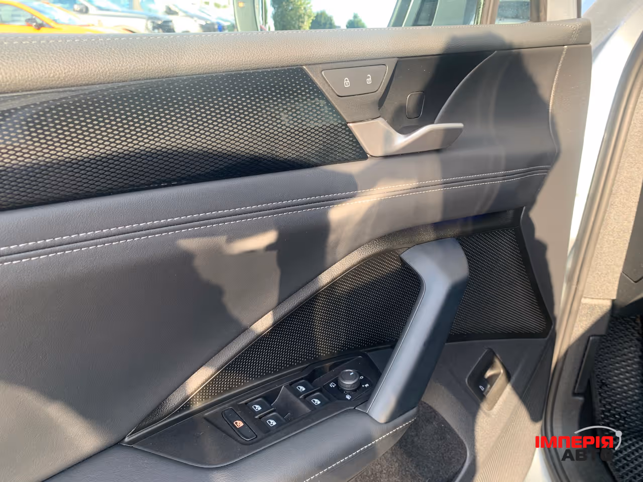 Volkswagen Tiguan - фото 27