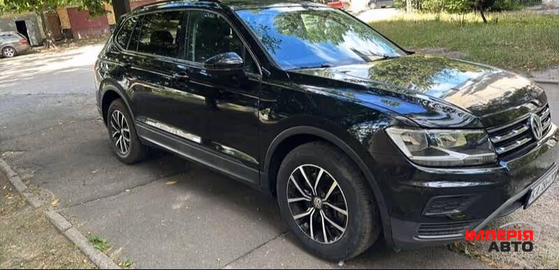 Volkswagen Tiguan - фото 2