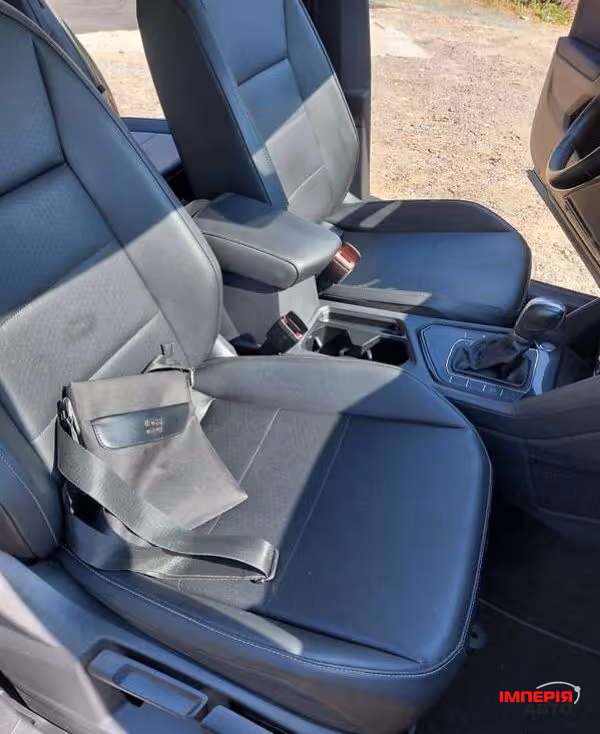 Volkswagen Tiguan - фото 16