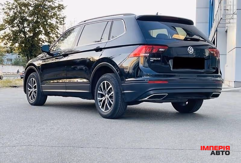 Volkswagen Tiguan - фото 7
