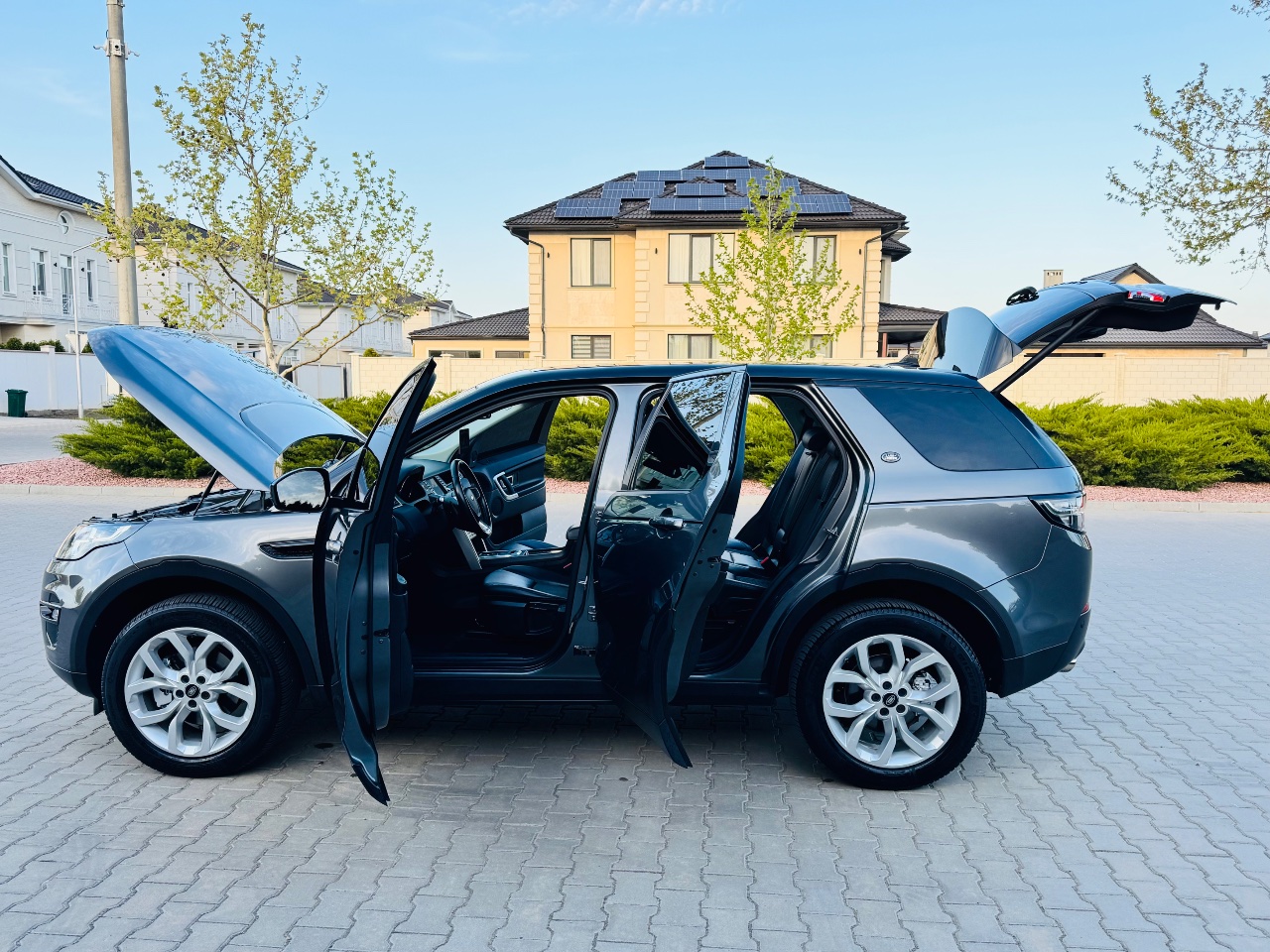 Land Rover Discovery Sport - фото 23
