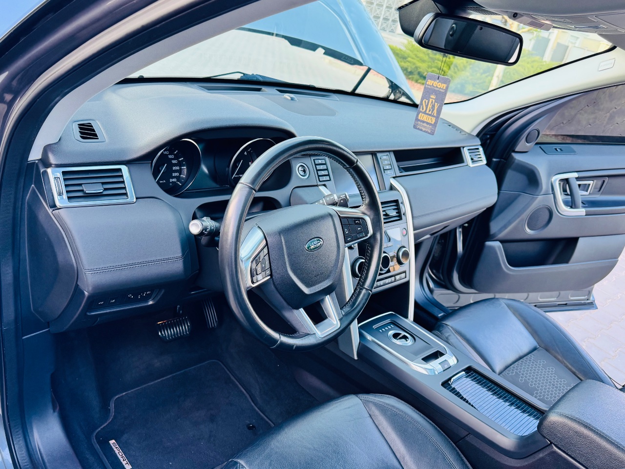 Land Rover Discovery Sport - фото 3