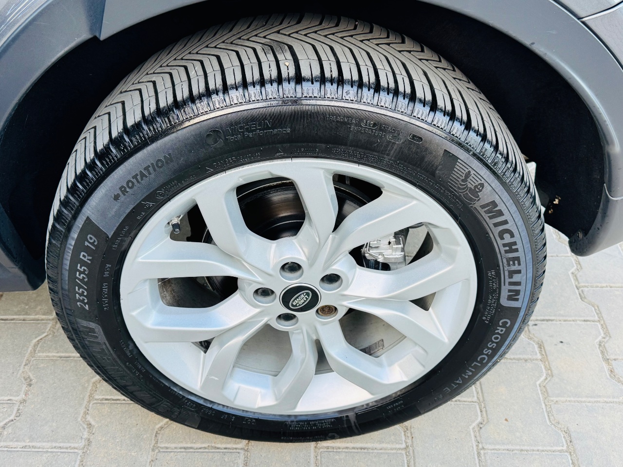 Land Rover Discovery Sport - фото 19