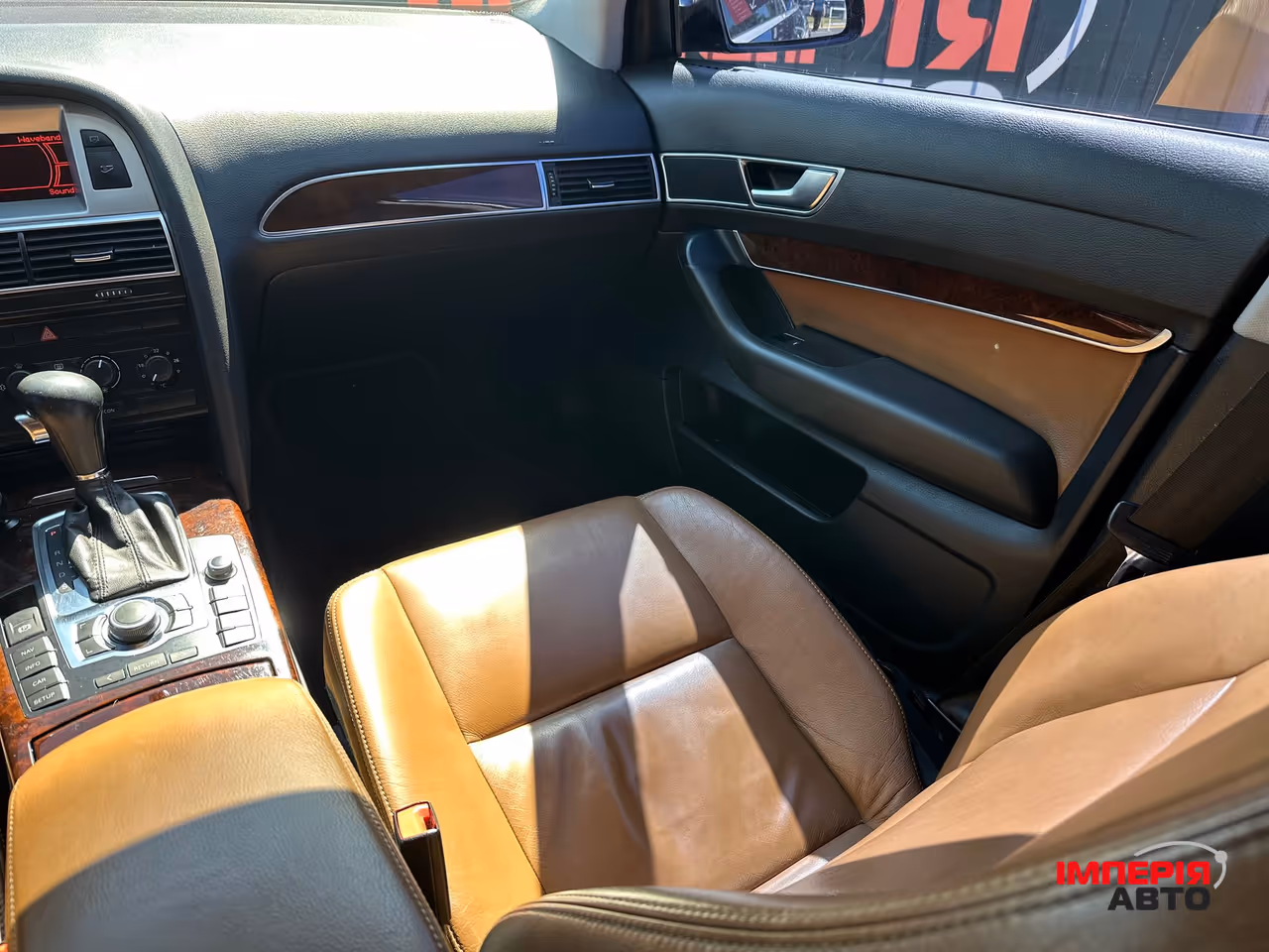 Audi A6 - фото 16