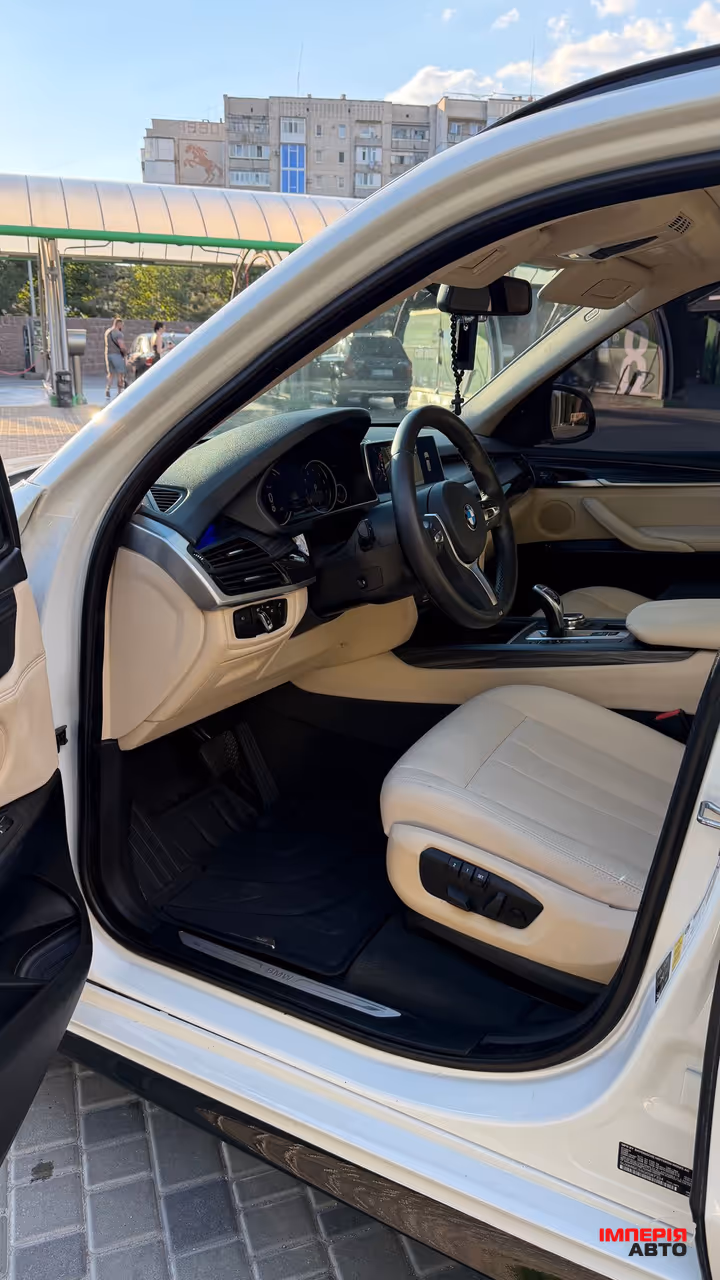 BMW X5 - фото 9