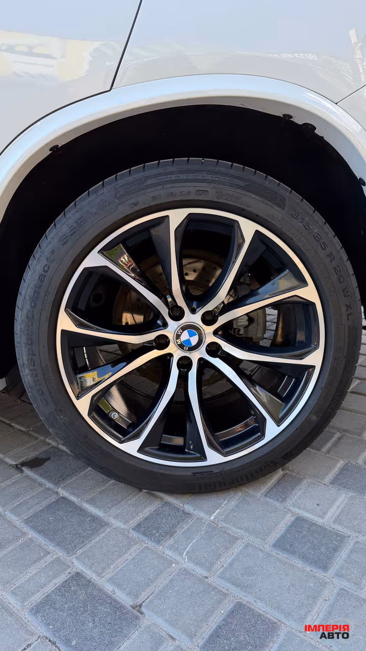 BMW X5 - фото 6