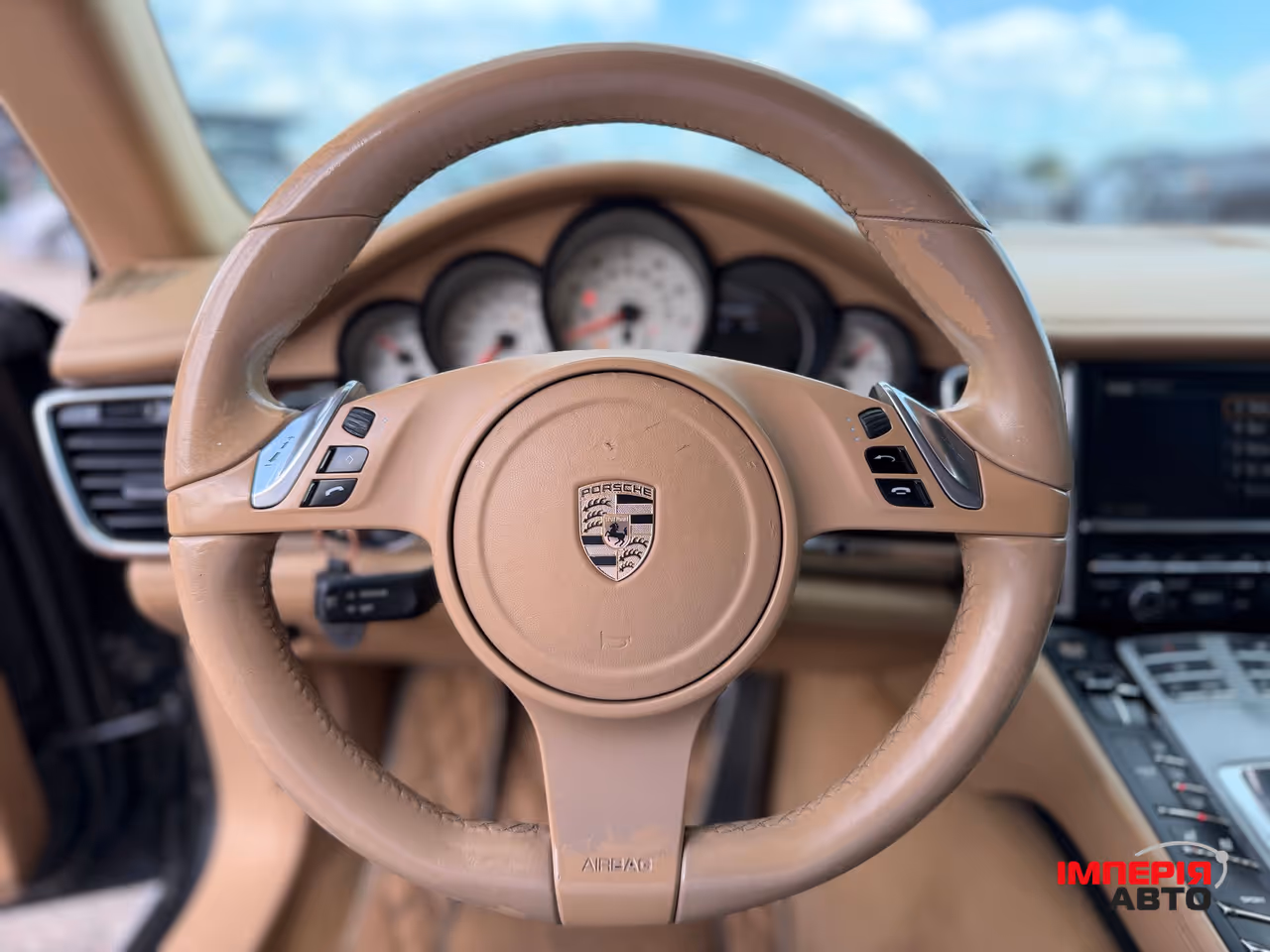 Porsche Panamera - фото 8