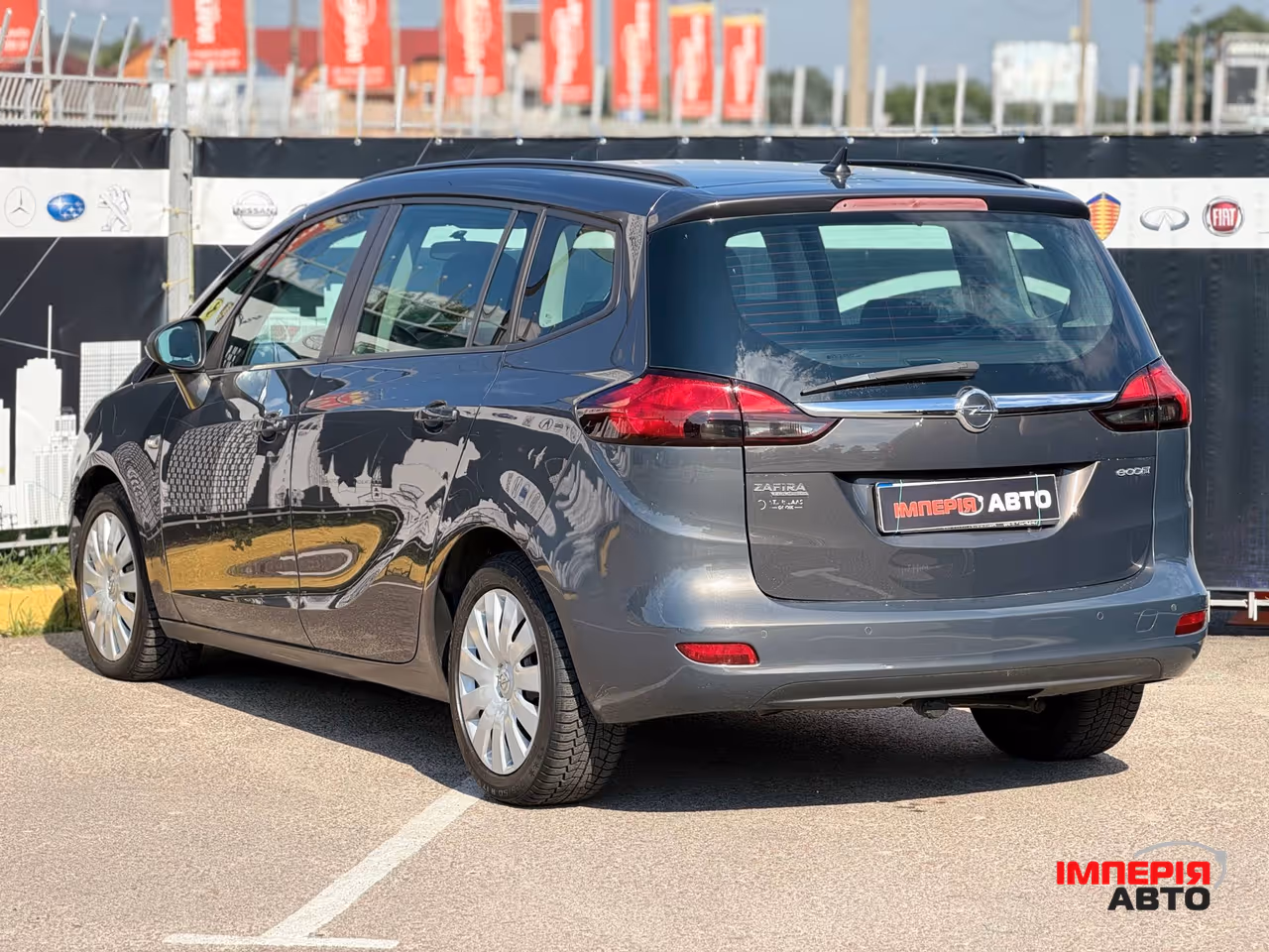 Opel Zafira - фото 5