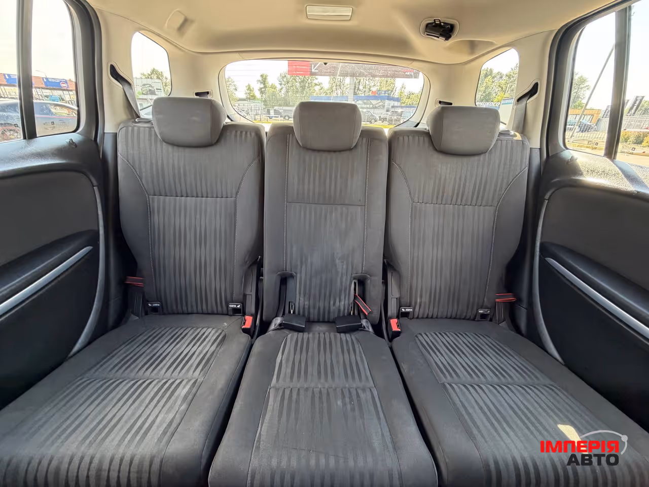 Opel Zafira - фото 8