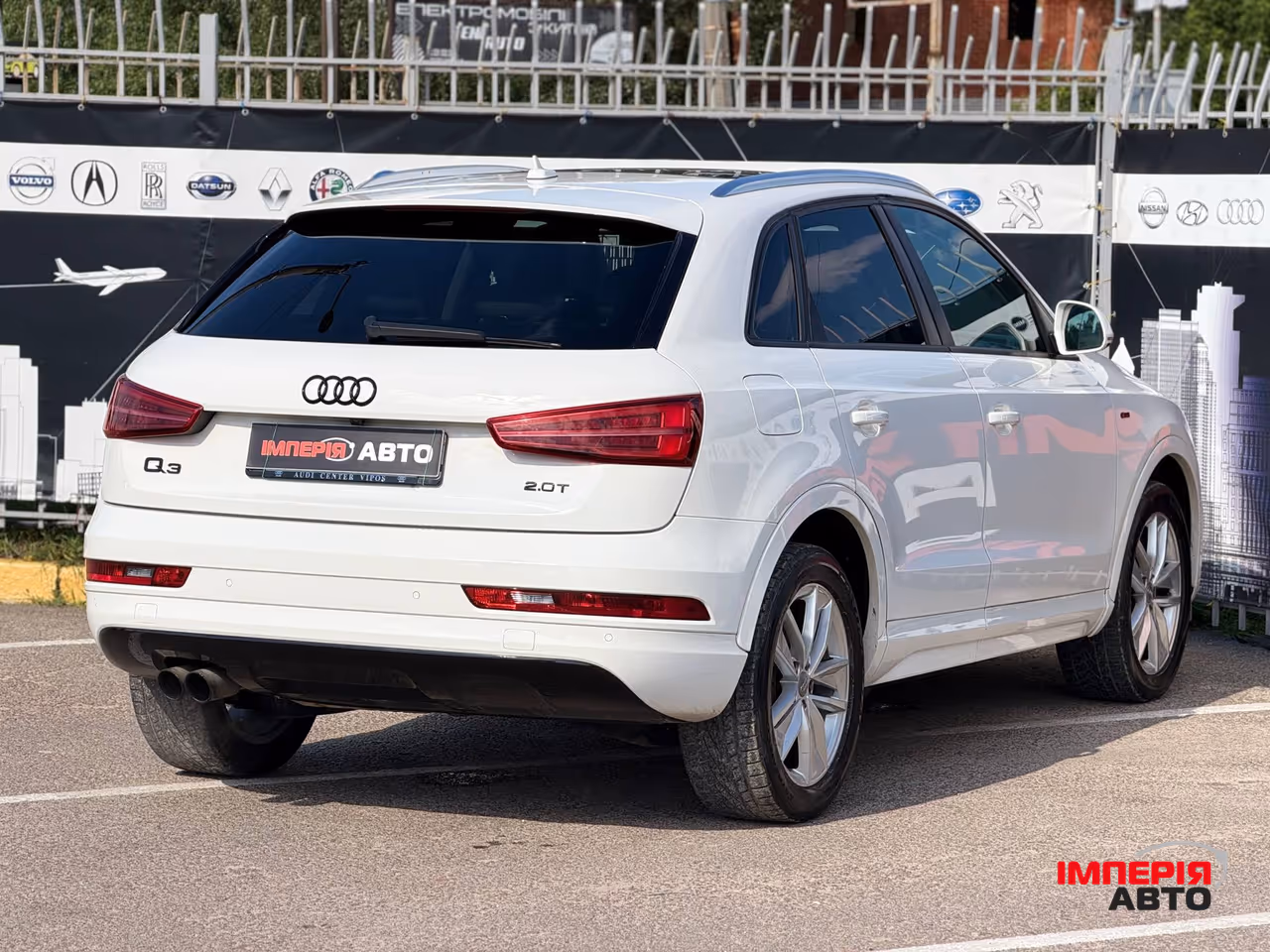 Audi Q3 - фото 4