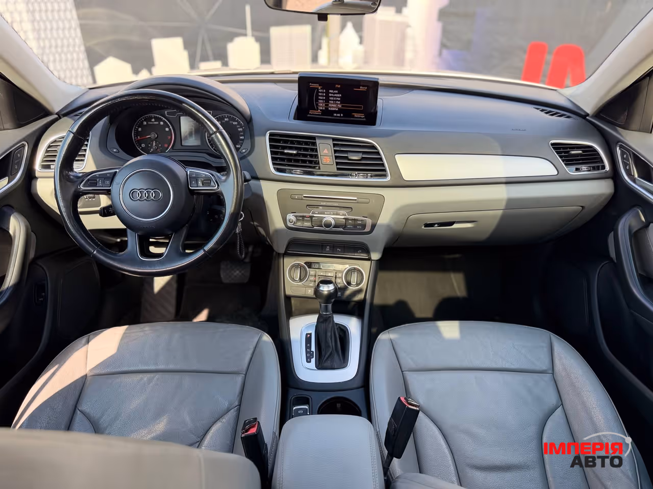 Audi Q3 - фото 6