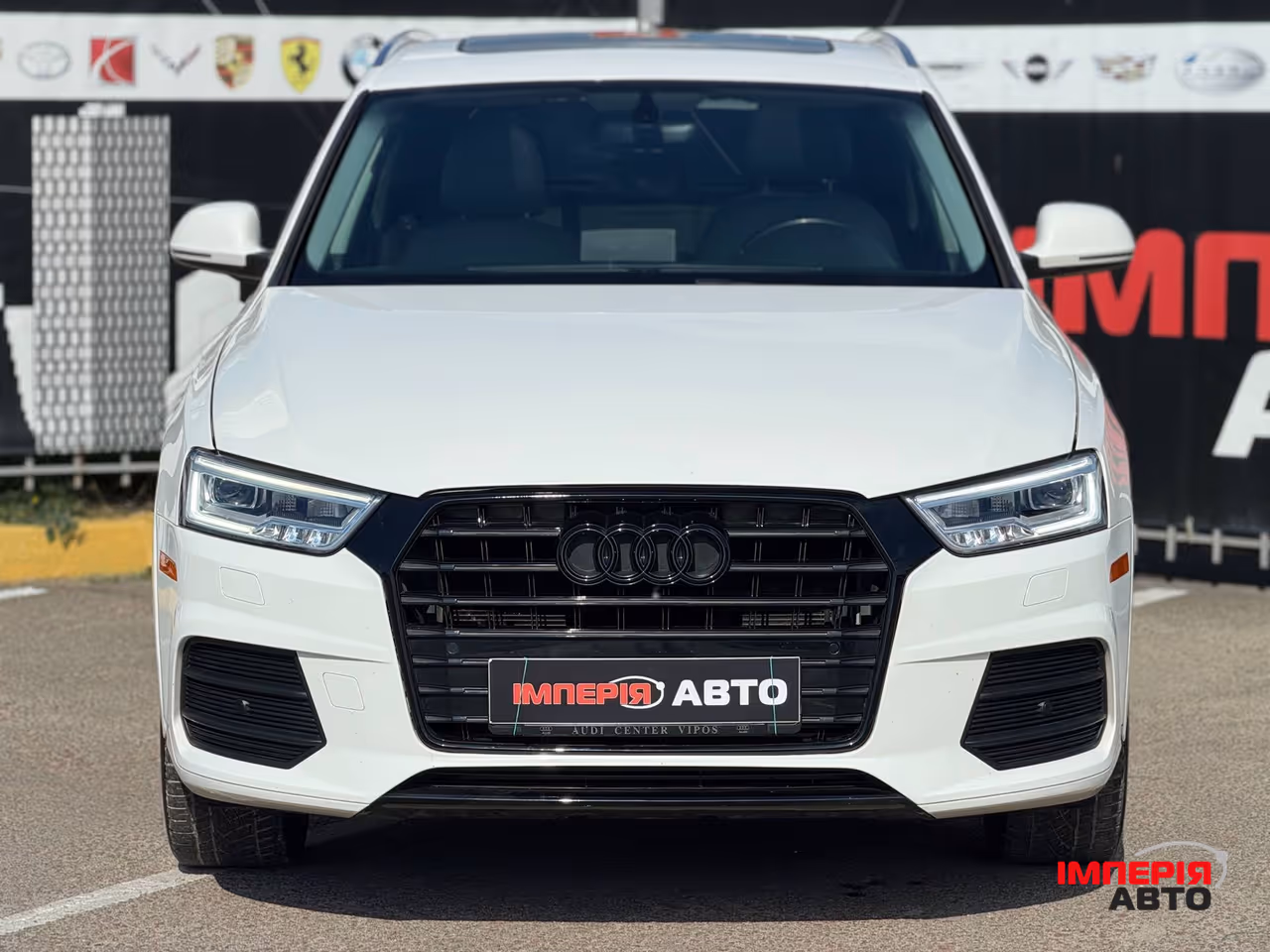 Audi Q3 - фото 1