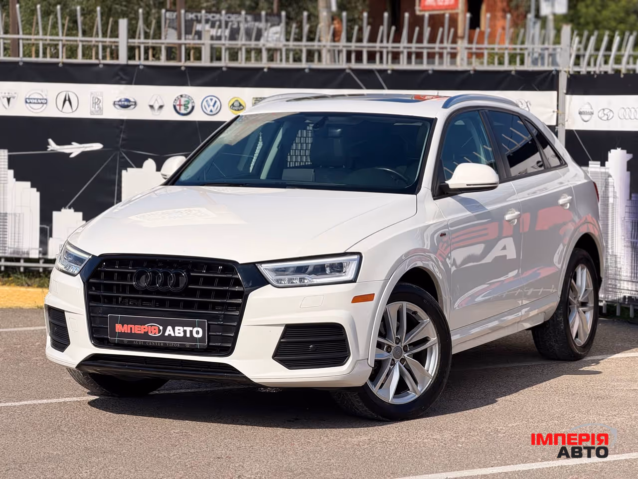 Audi Q3 - фото 2