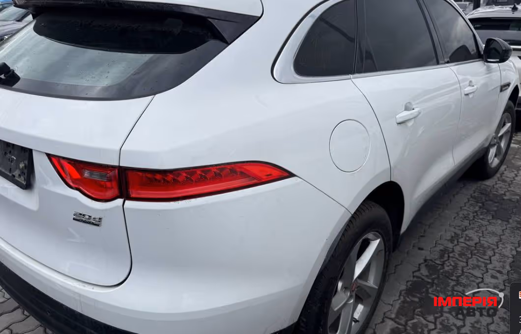 Jaguar F-Pace - фото 4