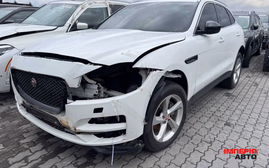 Jaguar F-Pace - фото 1