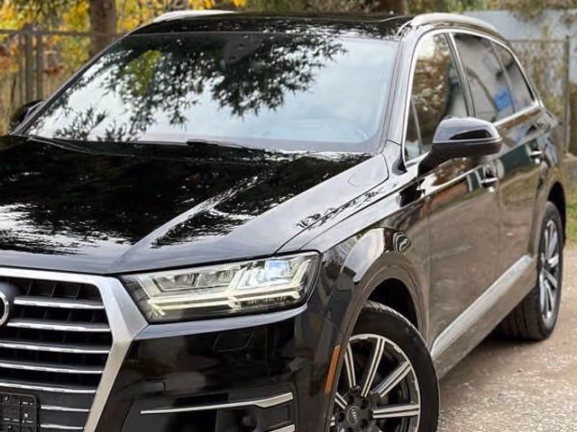 Audi Q7 - фото 2