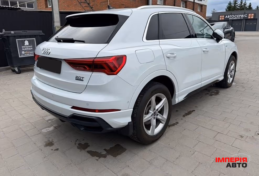Audi Q3 - фото 4