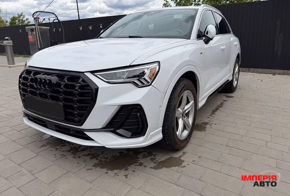 Audi Q3 - фото 2
