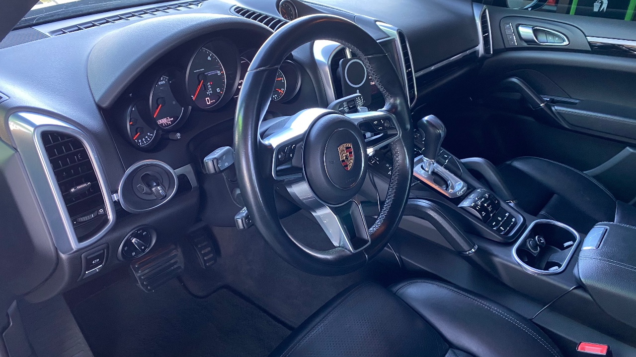 Porsche Cayenne - фото 9
