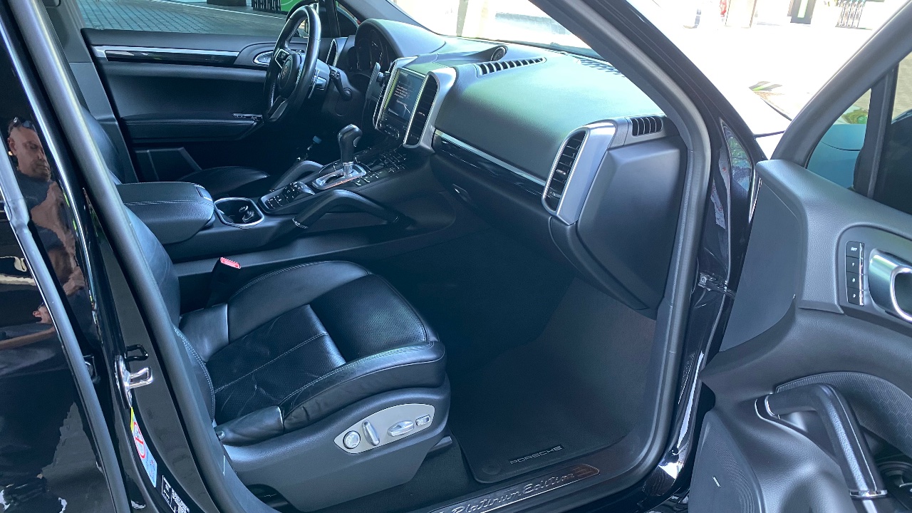 Porsche Cayenne - фото 7