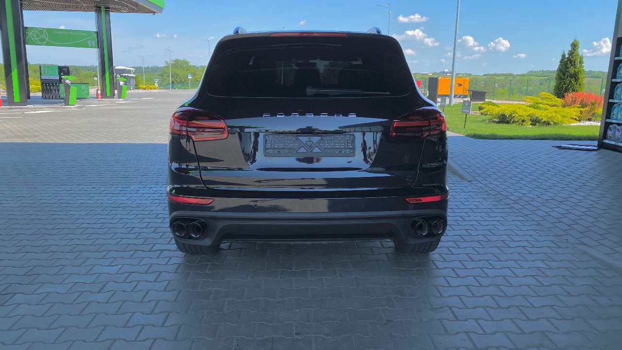 Porsche Cayenne - фото 24