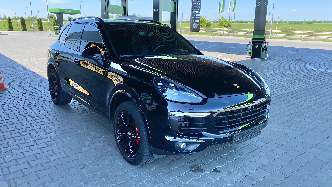 Porsche Cayenne - фото 3