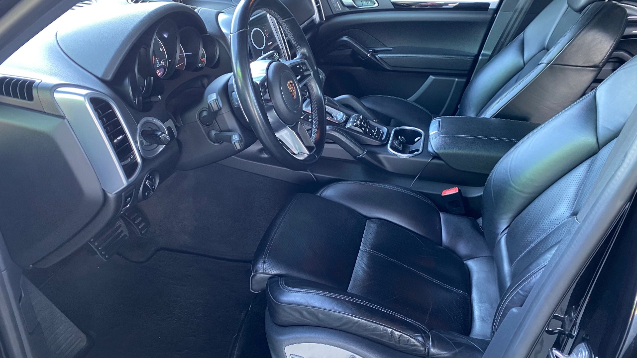 Porsche Cayenne - фото 6