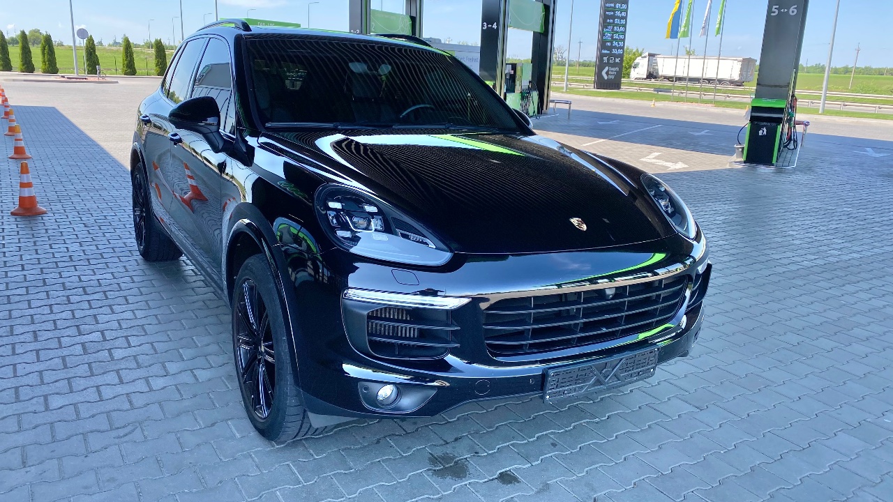 Porsche Cayenne - фото 19