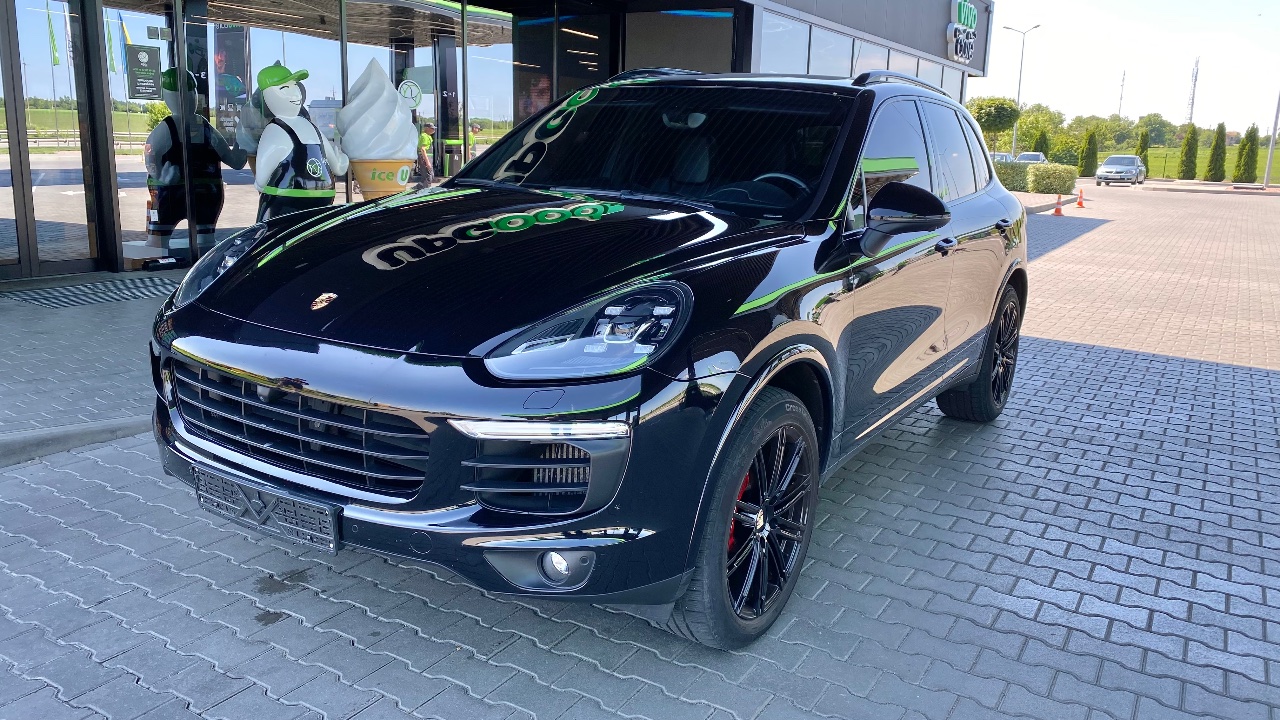 Porsche Cayenne - фото 2