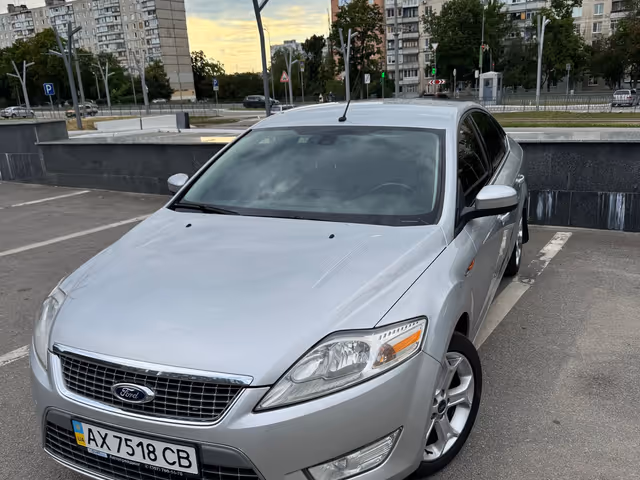 Ford Mondeo - фото 1