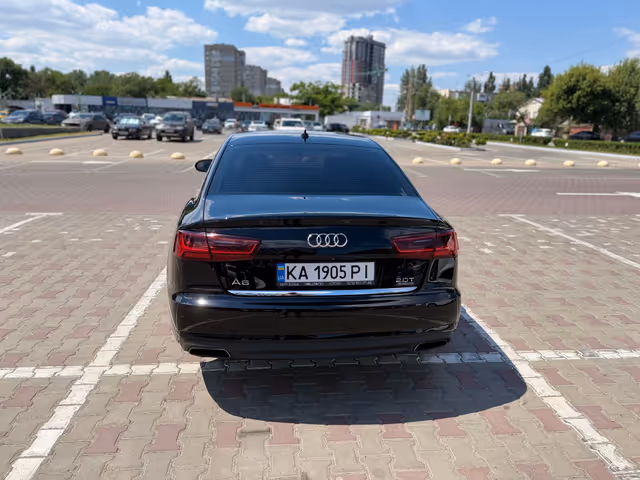 Audi A6 - фото 2