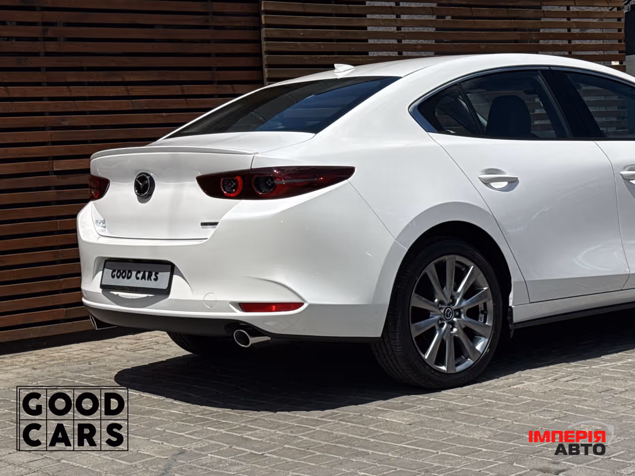 Mazda 3 - фото 18