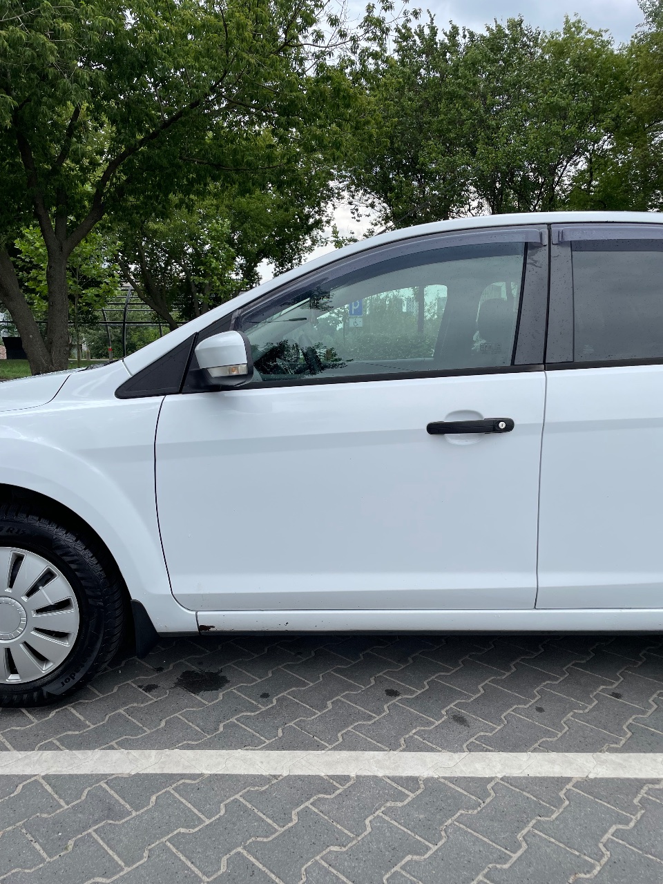 Ford Focus - фото 30