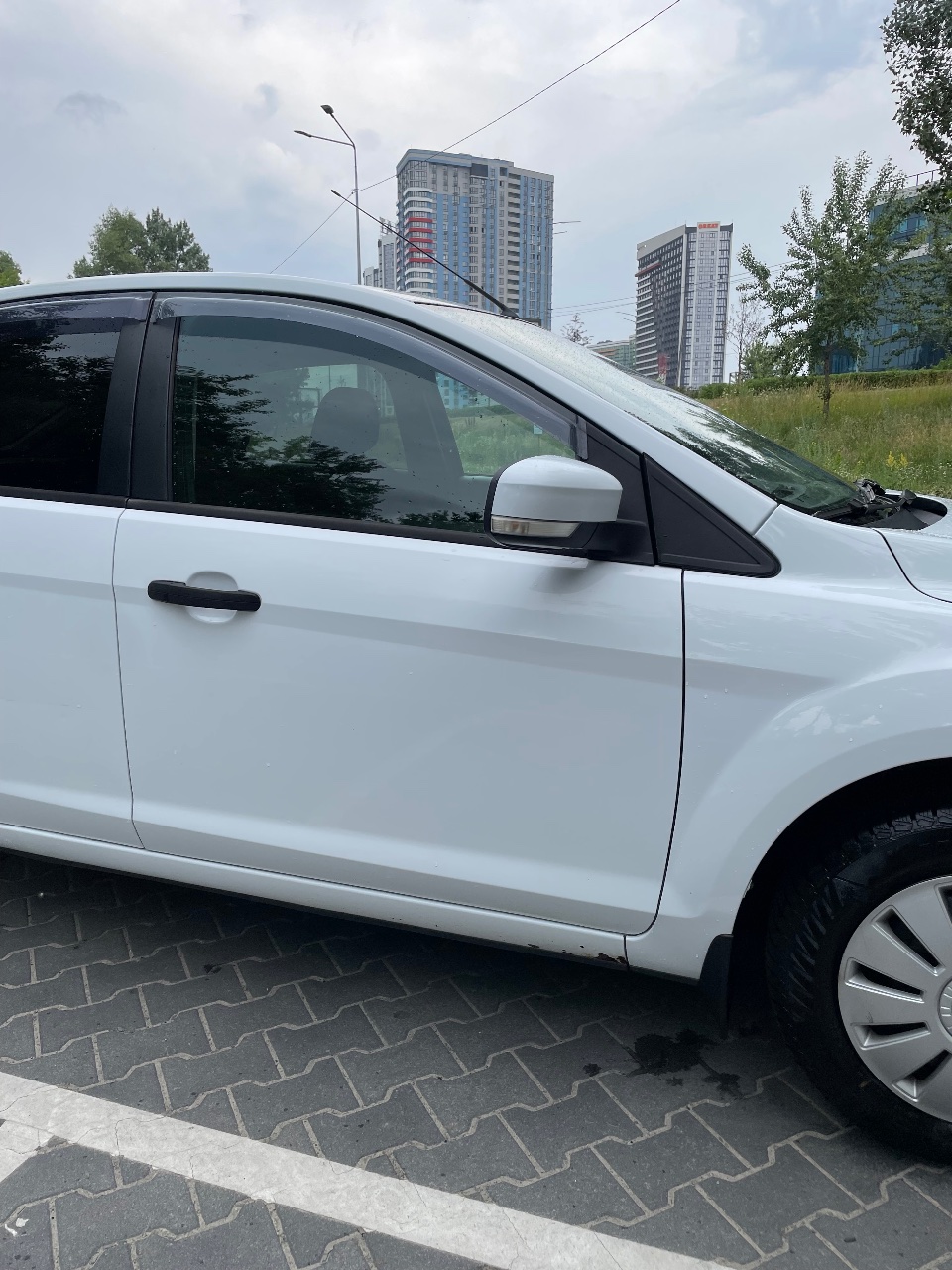 Ford Focus - фото 12